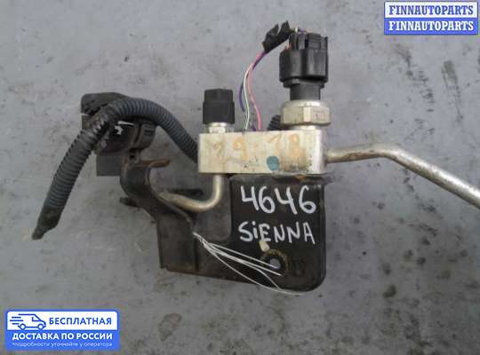 Трубка кондиционера на Toyota Sienna II