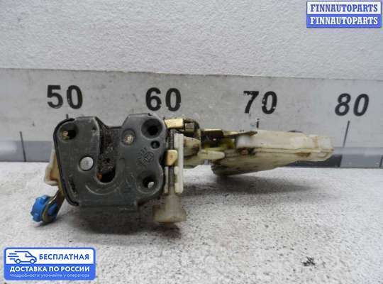 Замок боковой двери на Nissan Maxima QX II (A32)