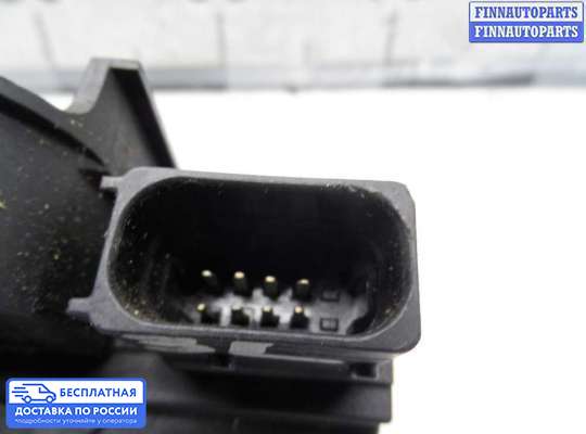 Замок боковой двери на Chevrolet Tracker III (Trax)