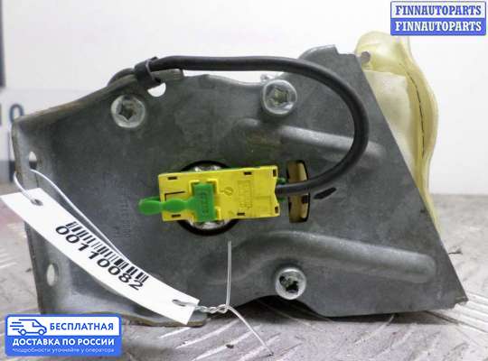 Подушка безопасности пассажира (AirBag) на Mercedes-Benz S (W220)