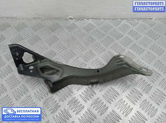 Кронштейн крепления крыла на Audi A6 (C7)