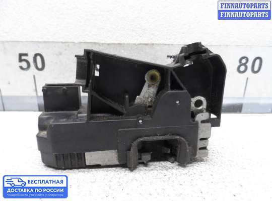 Замок боковой двери на Opel Zafira A