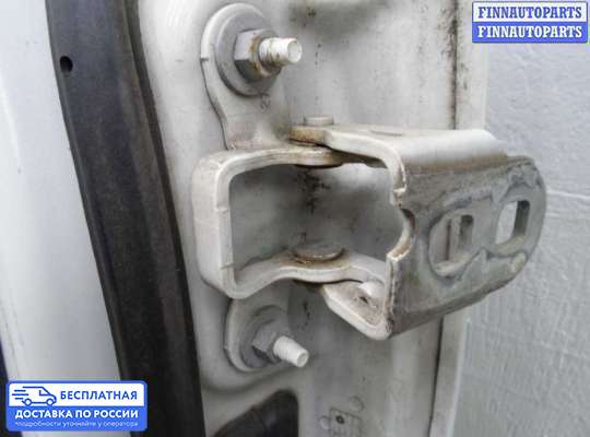 Замок боковой двери на Dodge Nitro