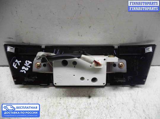 Часы на Infiniti FX I (S50)