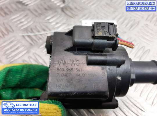 Насос водяной (помпа) на Volkswagen Jetta VI (1B)