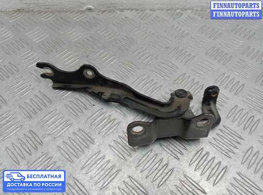 Петля капота на Mazda CX-7