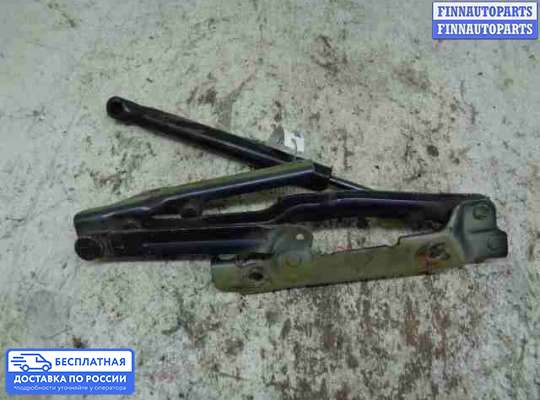 Петля крышки багажника на Subaru Legacy V (BM, BR)