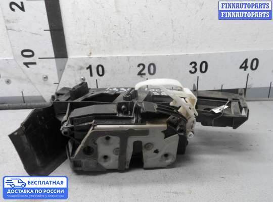 Замок боковой двери на Ford Focus III