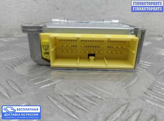 ЭБУ AIRBAG (электронный блок управления подушками безопасности) на Toyota FJ Cruiser