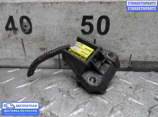 Датчик удара (Airbag) на Toyota Yaris P9