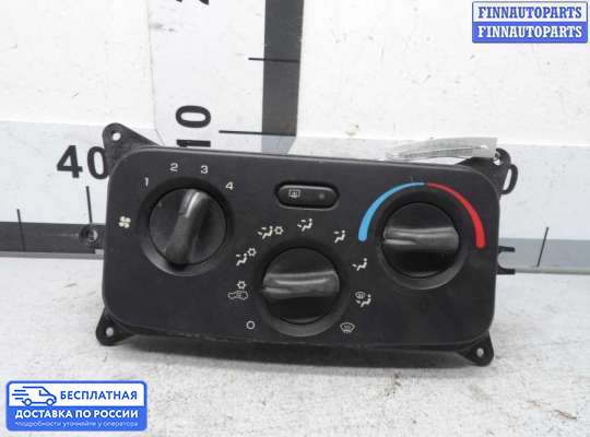 Блок управления печкой на Jeep Cherokee II / Liberty (KJ)