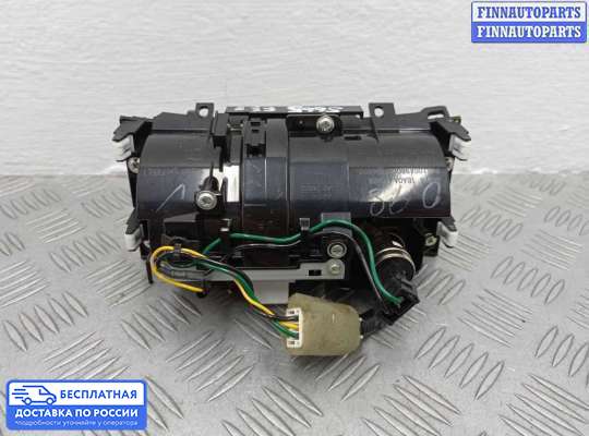 Пепельница на Infiniti FX II / QX70 (S51)