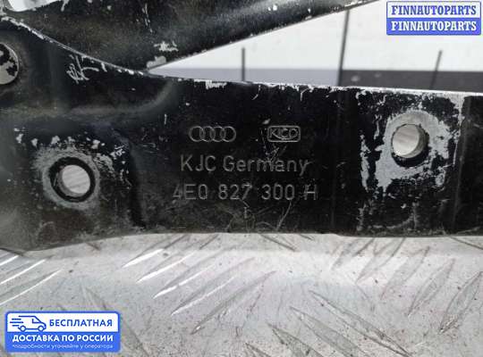 Петля крышки багажника на Audi A8 (D3, 4E)