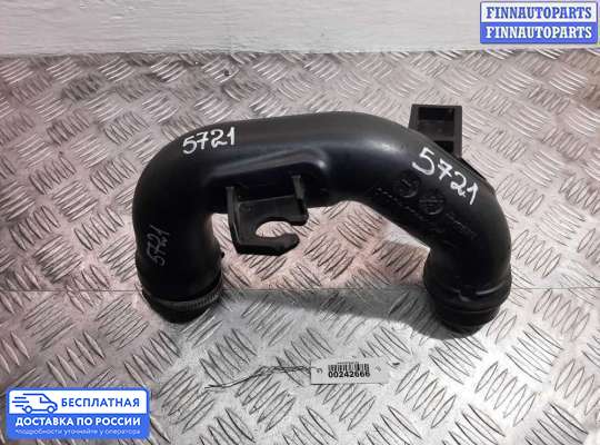 Воздухозаборник на Infiniti Q50 (V37)