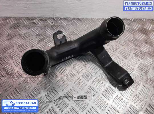 Воздухозаборник на Infiniti Q50 (V37)