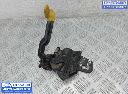 Замок капота на Chrysler Pacifica