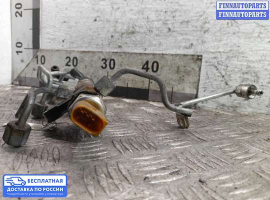Рампа (рейка) топливная на Volkswagen Golf VI (5K)