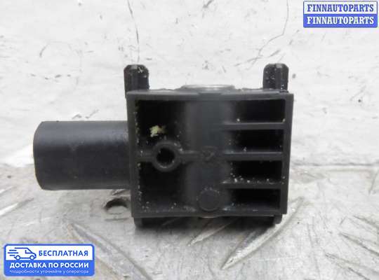 Датчик удара (Airbag) на Mercedes-Benz S (W221)