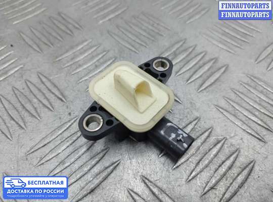 Датчик удара (Airbag) на Audi A6 (C7)