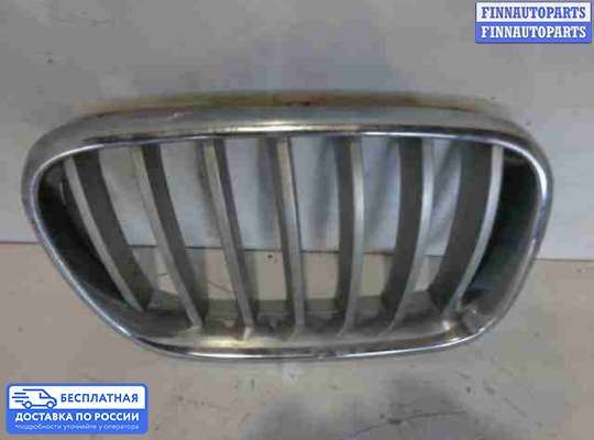 Решетка (заглушка) бампера на BMW X3 (F25)