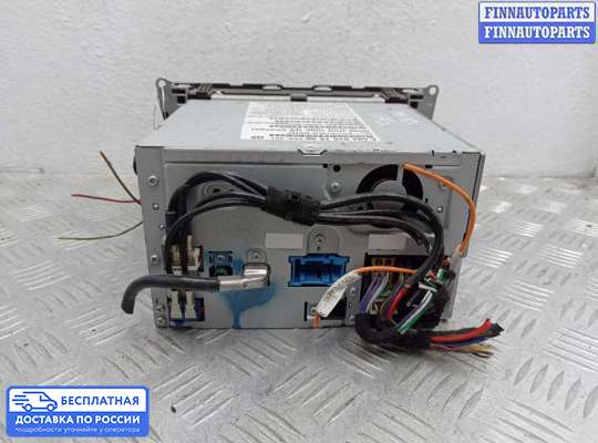 Магнитола на Mercedes-Benz C (W204)