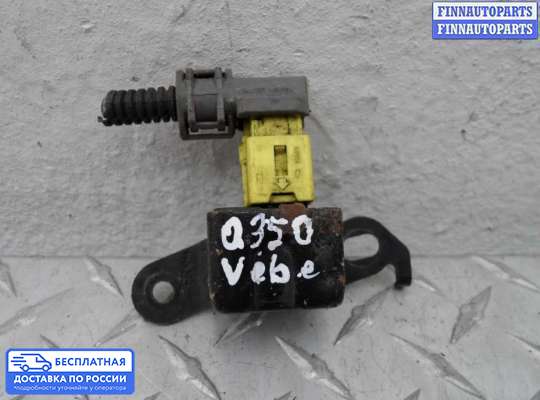 Датчик удара (Airbag) на Toyota Matrix I (E13)