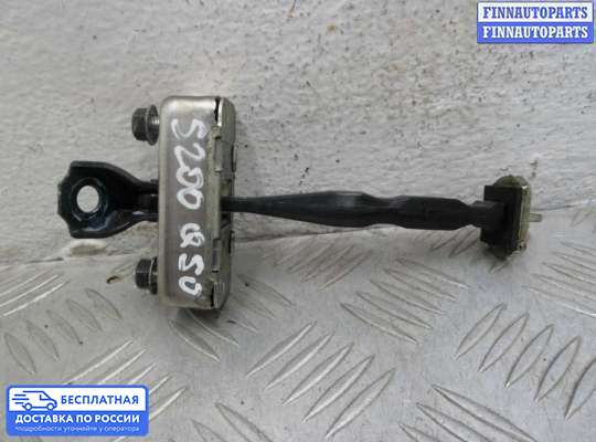 Ограничитель двери на Infiniti Q50 (V37)