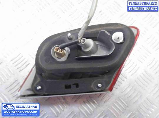 Фонарь крышки багажника на Toyota Camry XV40