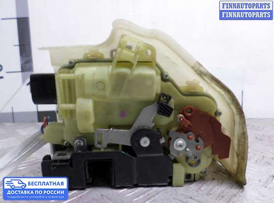 Замок боковой двери на Volkswagen Jetta V (1K)