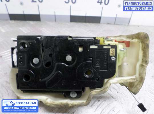 Замок боковой двери на Volkswagen Jetta V (1K)