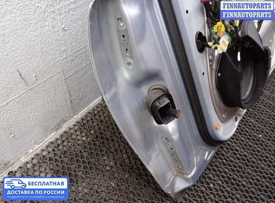 Замок боковой двери на Mercedes-Benz C (W204)