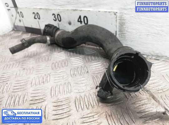 Патрубок (трубка, шланг) на Audi A8 (D4, 4H)