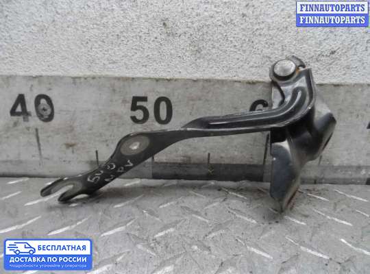 Петля капота на Mazda MPV II LW