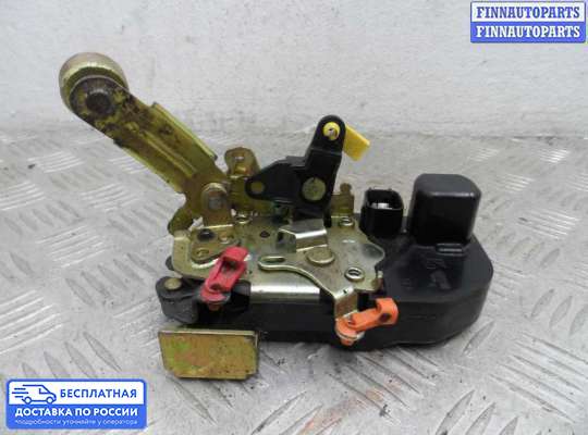 Замок боковой двери на Jeep Cherokee II / Liberty (KJ)
