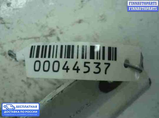 Петля капота на Ford Explorer III (U152)