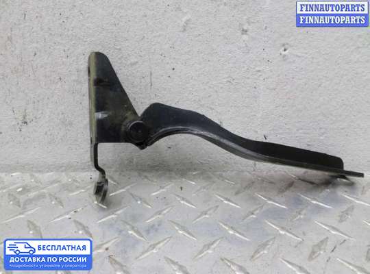 Петля капота на Subaru Tribeca