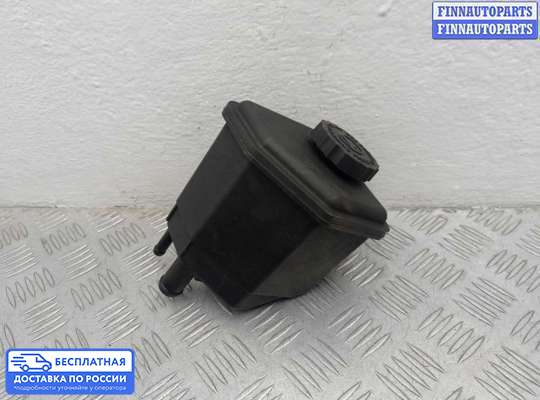 Бачок гидроусилителя на Chrysler 300C I (LX)