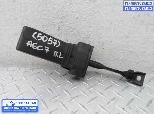 Ограничитель двери на Audi A6 (C7)