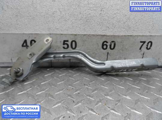 Петля капота на Chrysler Pacifica