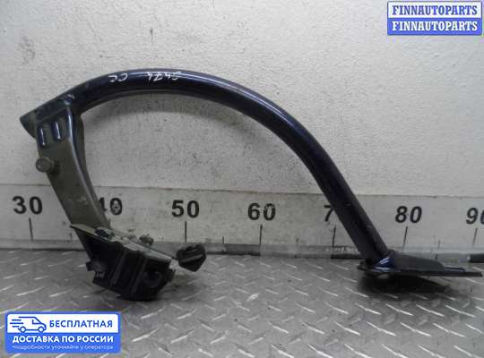 Петля крышки багажника на Volkswagen Passat CC (357)