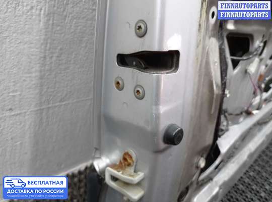 Замок багажника на Toyota FJ Cruiser