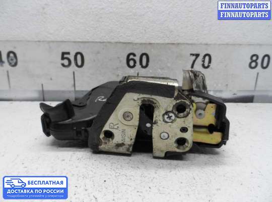Замок боковой двери на Toyota Harrier II (U30W)