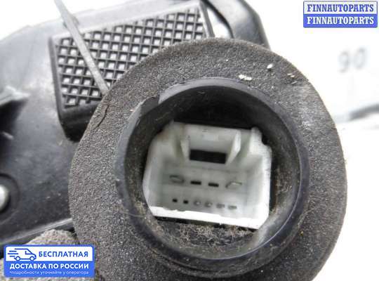 Замок боковой двери на Toyota Harrier II (U30W)