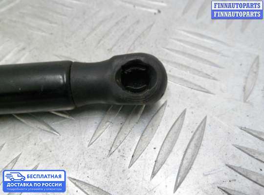 Амортизатор капота на Range Rover Sport II (L494)