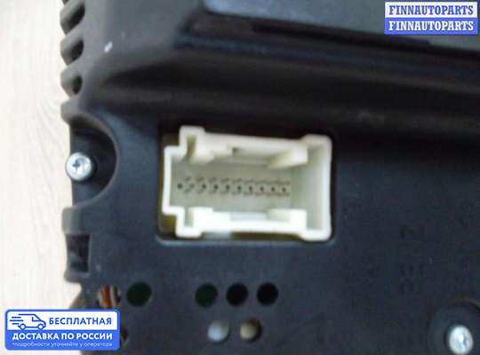 Щиток приборов на Mercedes-Benz S (W221)