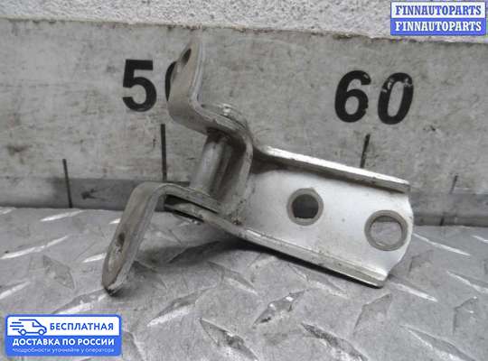 Петля двери на Toyota Camry XV40