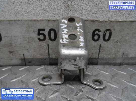 Петля двери на Toyota Camry XV40
