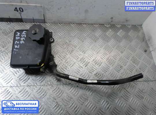 Бачок гидроусилителя на Mercedes-Benz C (W204)