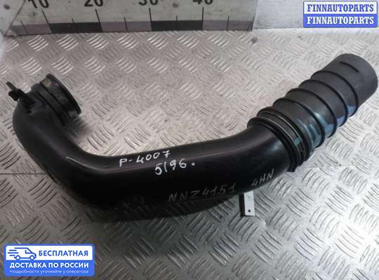 Воздухозаборник на Citroen C-Crosser
