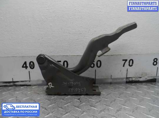 Петля капота на Hyundai Santa Fe II (CM)
